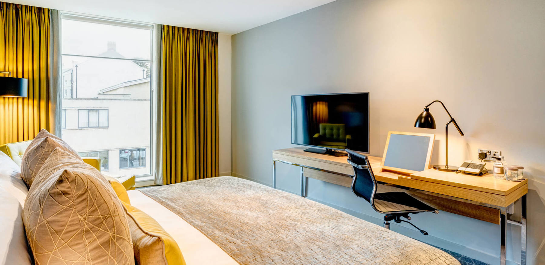 Superior Room with super king-size bed and TV on desk