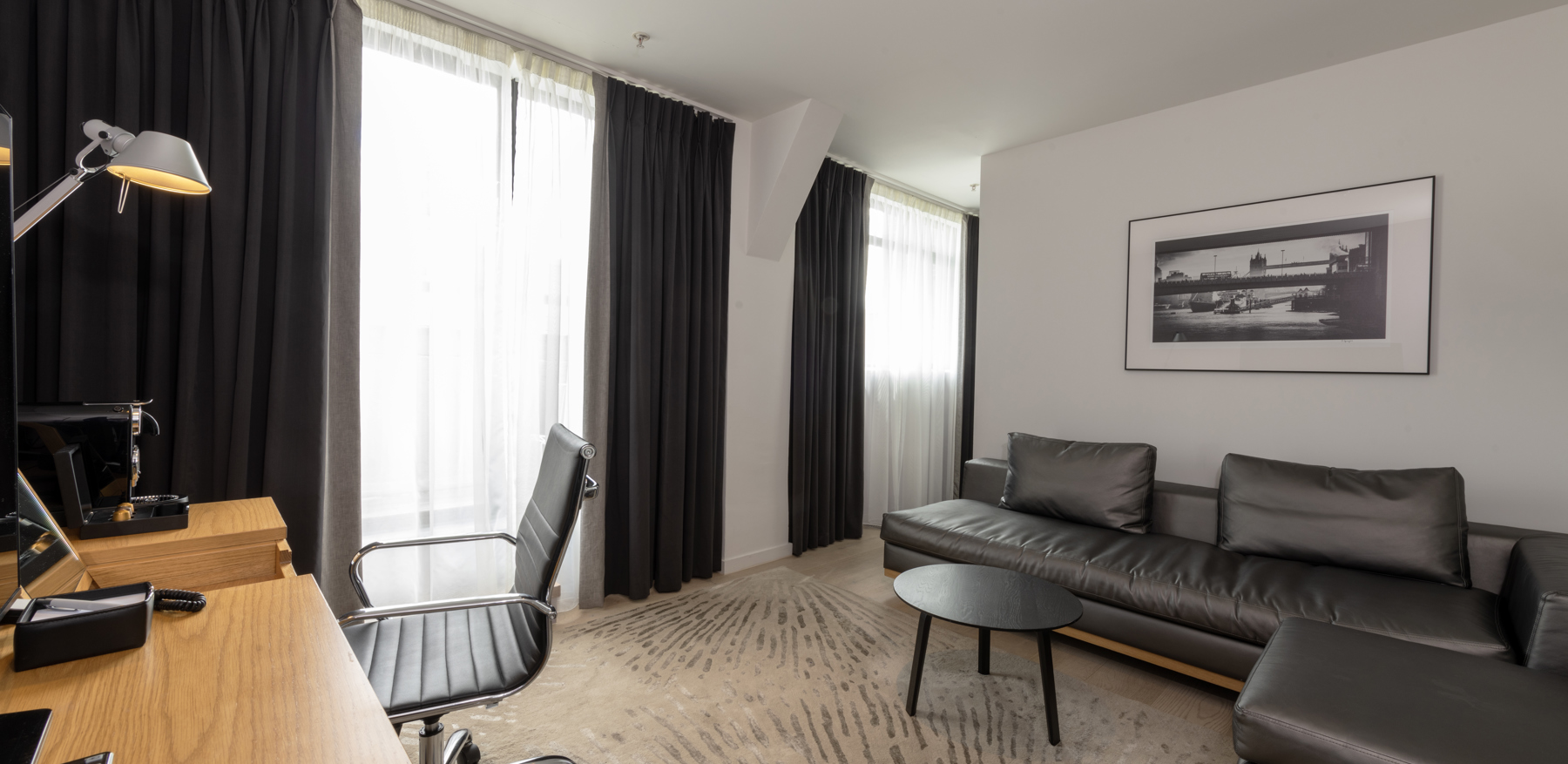 Junior Suite at Apex City of London Hotel