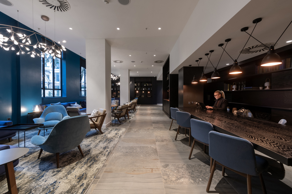 Hart Street Lounge at Apex City of London Hotel