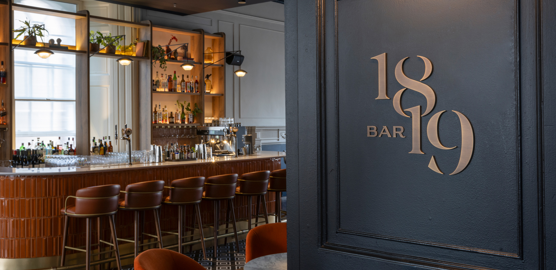 Bar 1919