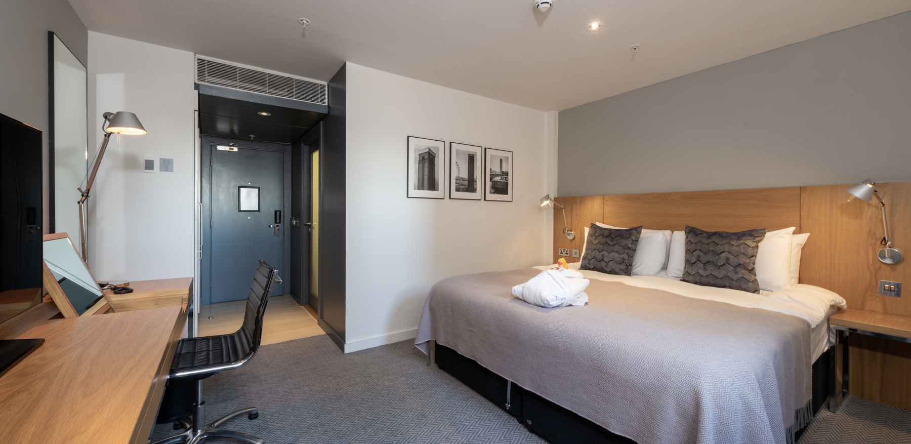City Room at Apex City of London Hotel
